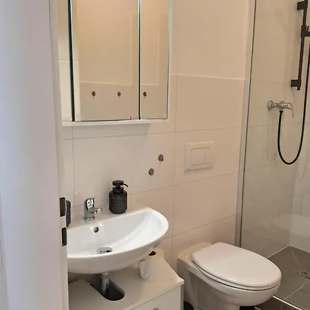 아파트 Harbour Pearl 2 And Kitchen *