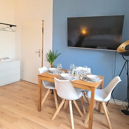 Harbour Pearl 2 And Kitchen * Wilhelmshaven